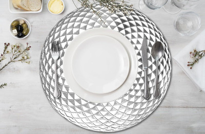 Flipkart SmartBuy Round Pack of 4 Table Placemat(Silver, PVC)