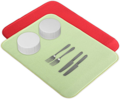 KUBER INDUSTRIES Rectangular Pack of 2 Table Placemat(Green, Red, Microfibre)