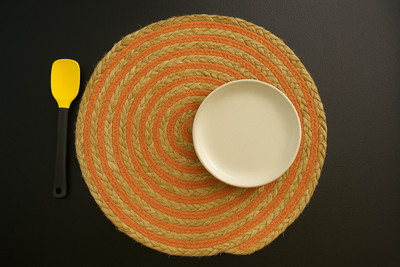 MGV Round Pack of 1 Table Placemat(Gold, Cotton)