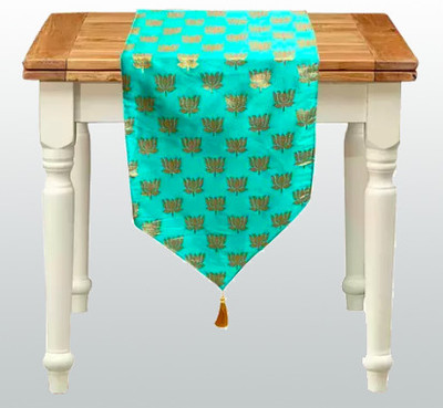 VIREO Green 178 cm Table Runner(Jacquard)
