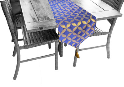 VIREO Multicolor 177 cm Table Runner(Polyester)