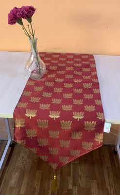 VIREO Black 178 cm Table Runner(Jacquard)