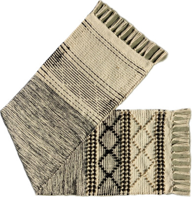 North Field White, Black 137 cm Reversible Table Runner(Cotton)