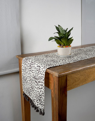 RATAN CART White 182 cm Table Runner(Cotton)