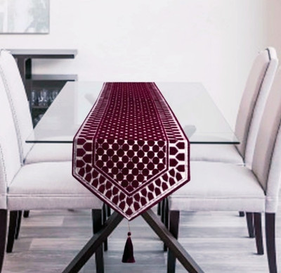 DNP Maroon 183 cm Table Runner(Chenille)