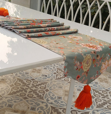 Throwpillow Light Green 33 cm Table Runner(Polyester)