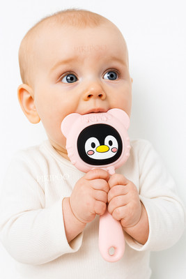 PIKIPOO BPA Free Silicone Baby Teether / Rattle Sound (Bear-Shaped 3–12 Months) Teether(Pink)