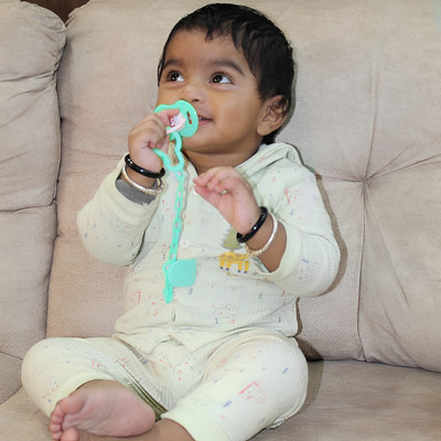 Safe-o-kid Pacifier for baby with Holder Chain and Clip Designer soother for baby Soother(Geen)