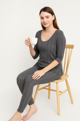 SANRAKSSHAN women thermal set23-LGREYA Women Top - Pyjama Set Thermal