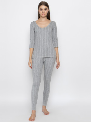 Zeffit women thermal set Women Top - Pyjama Set Thermal