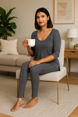 SANRAKSSHAN Women Top Thermal