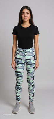 Coolest Fashion Striped Women Blue Tights