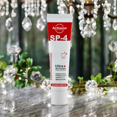ACTIWOW Sp-4 Charcoal Whitening Toothpaste with Vitamin C & Natural Mint Toothpaste(40 g)