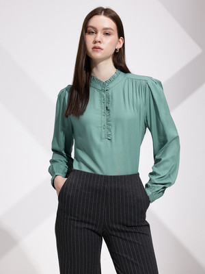 her by invictus Casual Short Sleeve Solid Women Green Top