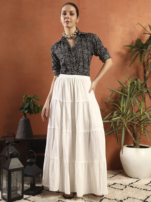 Kirnya Casual Floral Print Women Black Top