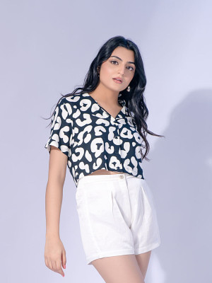 Leriya Fashion Casual Printed Women Black, White Top