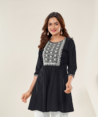 Glomee Casual Embroidered Women Black Top