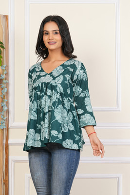 PRIYAGANI GARMENTS Casual Floral Print Women Green Top