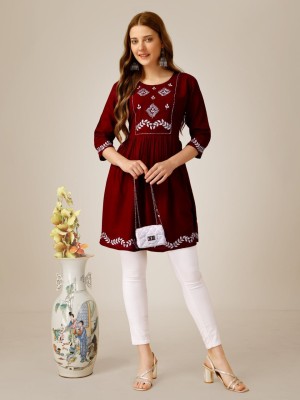 AARVI FASHION Women Embroidered Cape Top Kurta(Maroon)