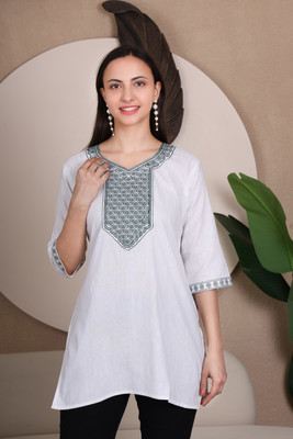 zuha enterprises Casual Embroidered Women Maroon Top