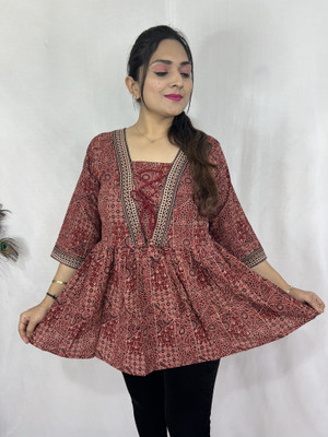 Lefri Handicraft Party Geometric Print Women Maroon Top