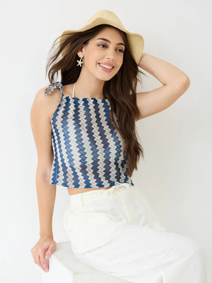 Globus Casual Chevron/Zig Zag Women Blue Top