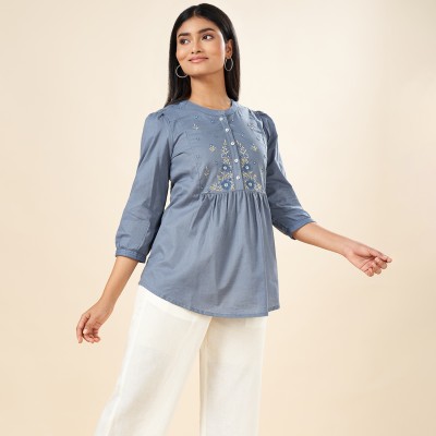 Akkriti by Pantaloons Casual Solid Women Blue, White Top