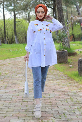 REYANSHFASHION Party Embroidered Women White Top