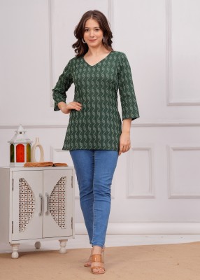 INDIANIC Women Self Design Straight Kurta(Green)