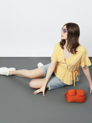 VERO MODA Casual Printed Women Yellow Top