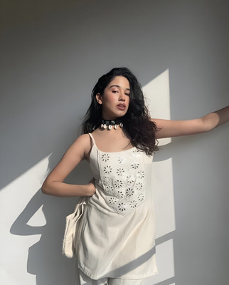 WEWOMA Party Embroidered Women White Top