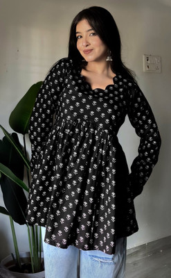 Krishna sakhi Casual Printed Women Black Top