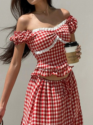 QUINTESSENTIALS Casual Checkered Women Red Top