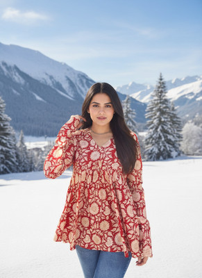 Desi Beats Casual Floral Print, Printed Women Maroon Top