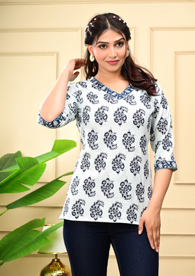 Zaneta Women Block Print, Printed, Floral Print, Paisley Straight Kurta(White)