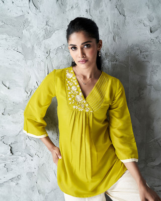 HouseOfCommon Casual Embroidered Women Light Green Top