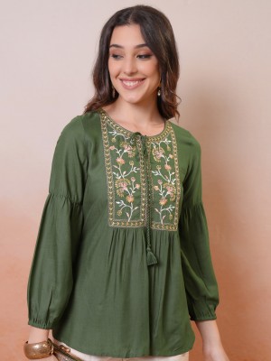 Vishudh Casual Embroidered Women Green Top