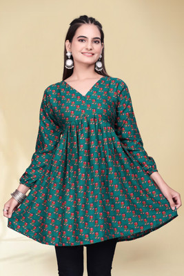 Malhaari Outfits Casual Printed Women Green Top