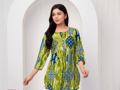 sanjarifashion Casual Printed Women Green Top