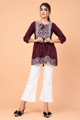 Samiksha Enterprises Casual Embroidered Women Maroon Top