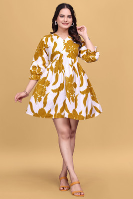 PRASHAL Women Abstract A-line Kurta(Yellow, White)