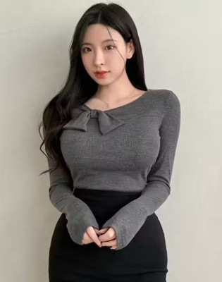 Heilig Casual Solid Women Grey Top