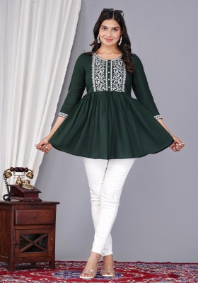 P PRIYA FASHION Casual Embroidered Women Green Top