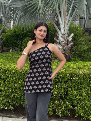 Bhanu Threads Party Printed Women Black Top
