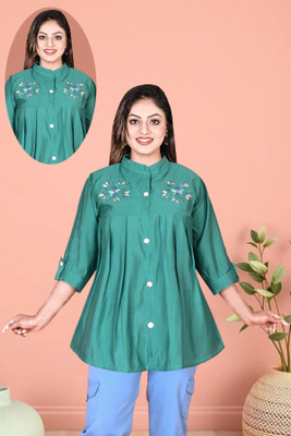 RAHANAGARMENTS Casual Embroidered, Self Design Women Green Top