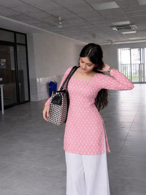 Chhapainama fashion Women Printed Straight Kurta(Pink)