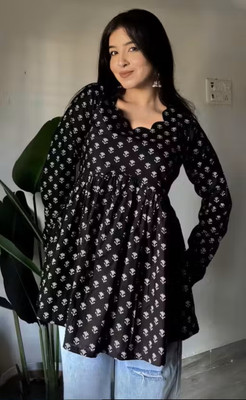 linza Casual Printed Women Black Top