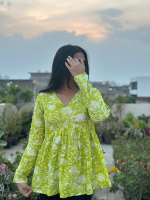 UT Venero Casual Printed Women Green, White Top