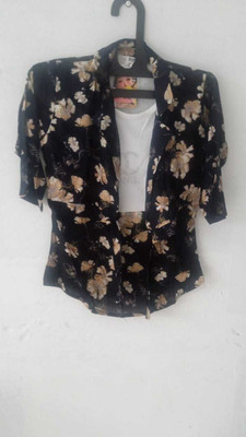 world choice Casual Floral Print Women Black Top