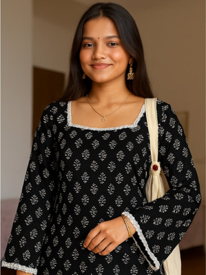 SAJAWAT INSAAN Casual Floral Print Women Black Top